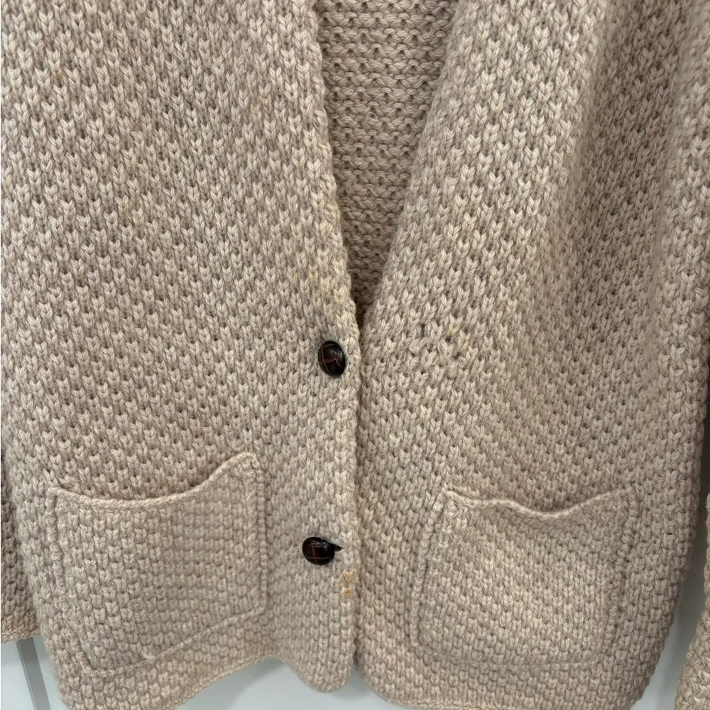 Vintage 1980s Hong Kong 100% Wool Susan Bristol Cardigan Size Small